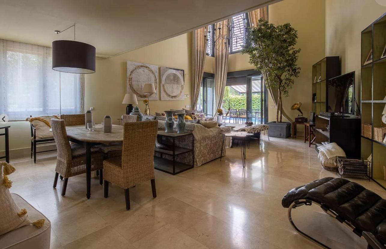 Space In The Villa With Poll Near Golf In Μαδρίτη Εξωτερικό φωτογραφία